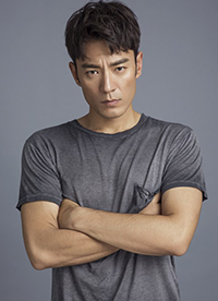 演员李光洁时尚写真图片 肌肉线条完美凸显