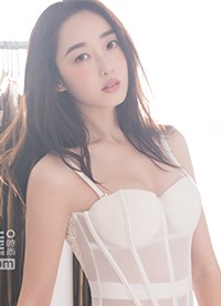 蒋梦婕性感内衣照曝光 告别清纯化身成熟女人