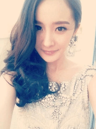 一字眉OUT了！明星教你如何看脸型选&ldquo;眉&rdquo;