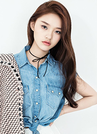 星女郎林允早春写真图片 清新灵动镜头感十足