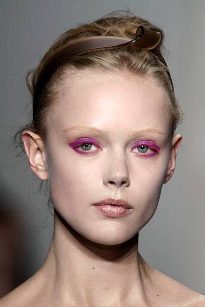 带这10款妆容去上班绝对是禁忌