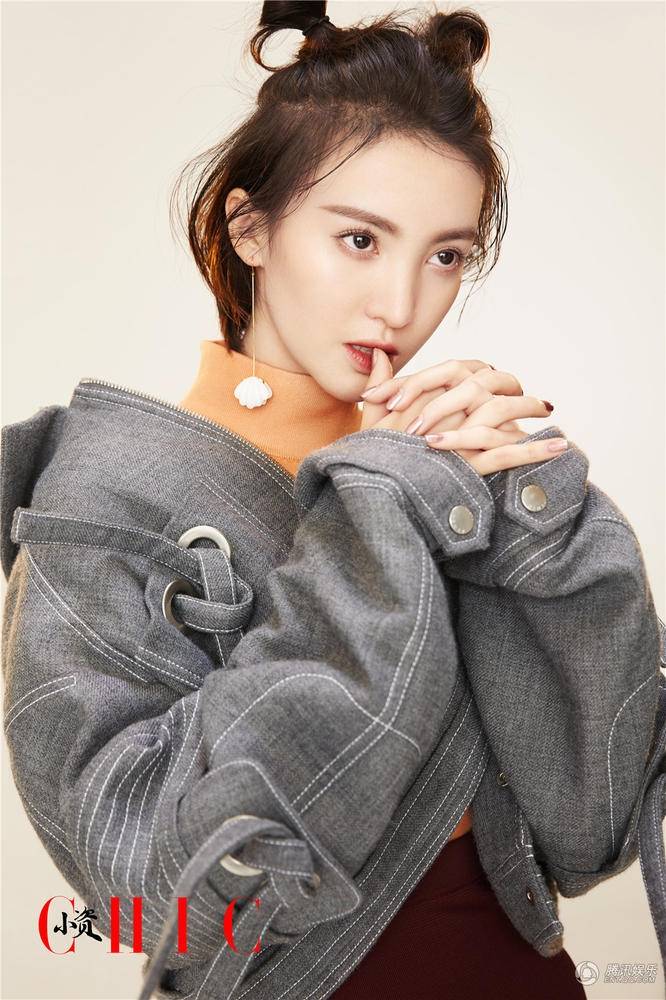 金晨最新时尚写真大片 轻松hold住多种造型