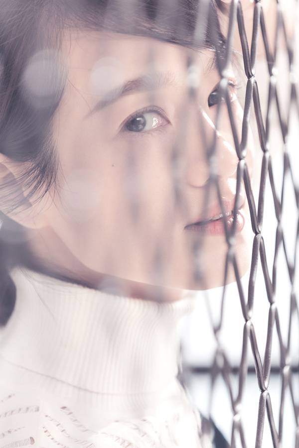 朱丹最新写真大片曝光 尽显慵懒随性范儿