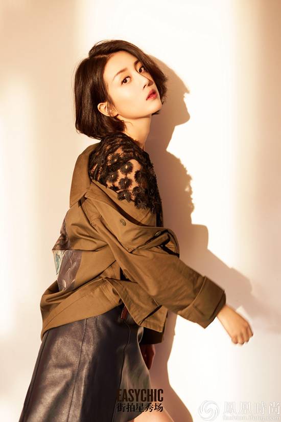 李溪芮短发写真曝光 光影间尽显灵动之美