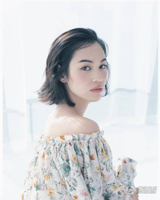 水原希子初春写真大片 甜美清新笑容温暖