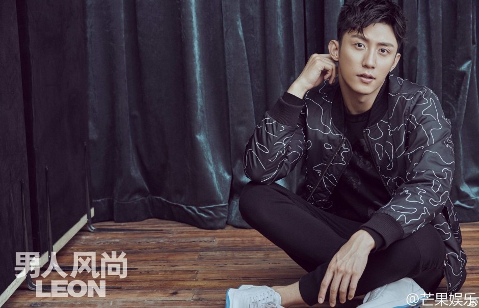 黄景瑜最新帅气写真公开 俊朗面孔彰显男人风尚