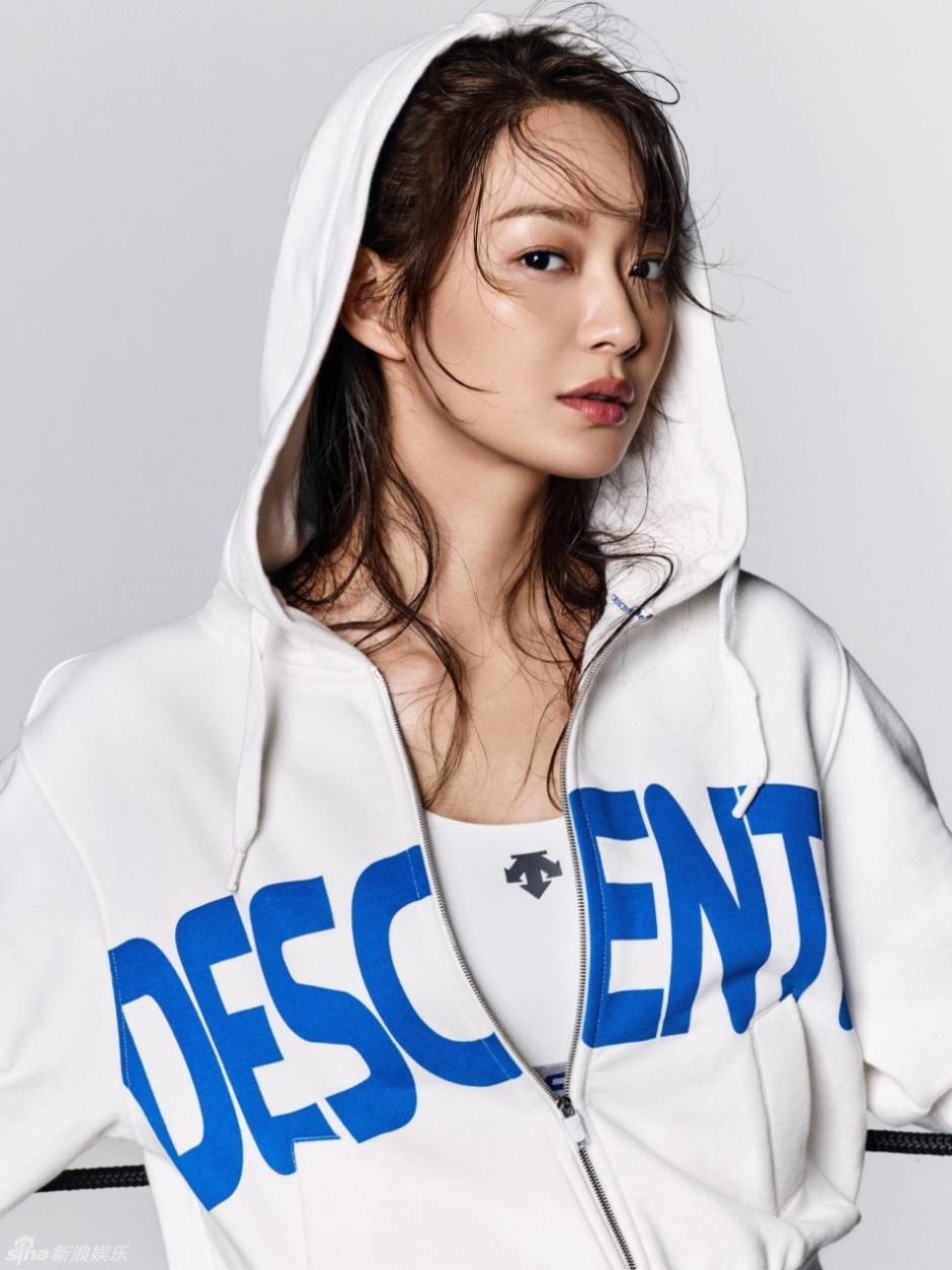 申敏儿运动写真曝光 曲线性感尽显曼妙身材