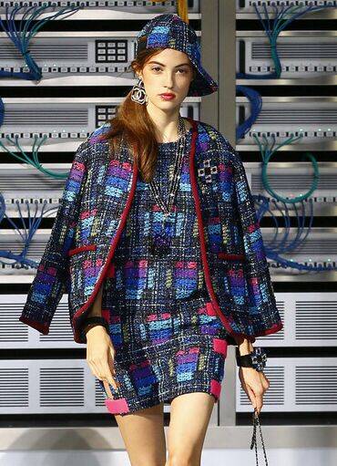 2017chanel春夏妆容系列 霓虹色彩玩转潮流