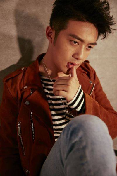 乱世丽人行李泽锋曝最新写真 尽显张扬不羁
