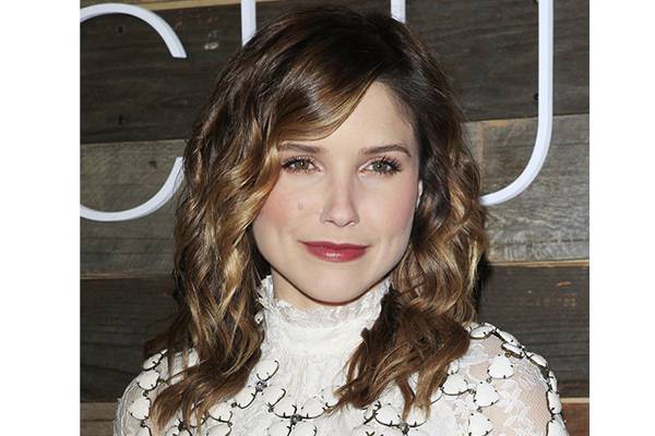 你绝对猜不到这7位女星是自己化妆