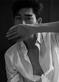 张翰曝黑白时尚写真 上演禁欲系英伦风