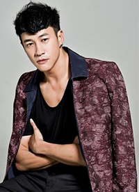 郭品超何润东什么关系 牵手被偷拍老婆惊呆了