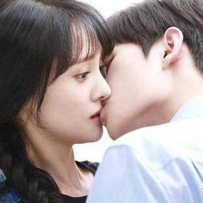 杨洋撩妹4大招曝光  霸气要足技术要好