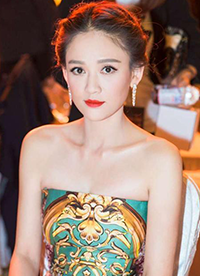 要当高素质女神 必学8种陈乔恩的“女王气质”妆容