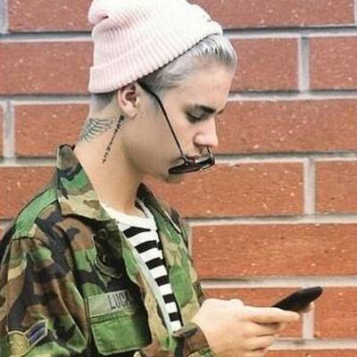 比伯演唱会呛粉丝 讲话不客气被批粗鲁