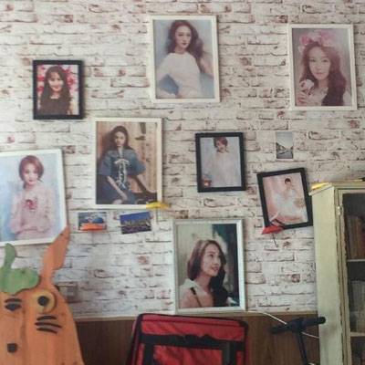 郑爽炸鸡店被砸 爸爸要报警小爽拒绝了