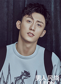 黄景瑜最新帅气写真公开 俊朗面孔彰显男人风尚