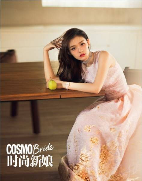 林允最新杂志大片 优雅妩媚宛如油画中人