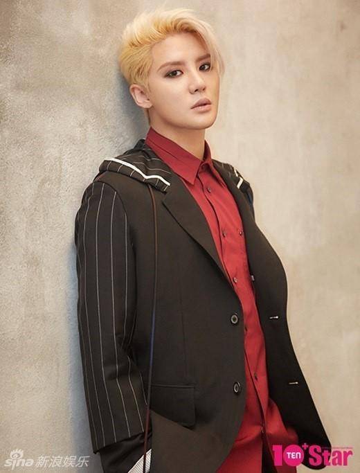 JYJ金俊秀时尚写真大片 金发眼线造型前卫