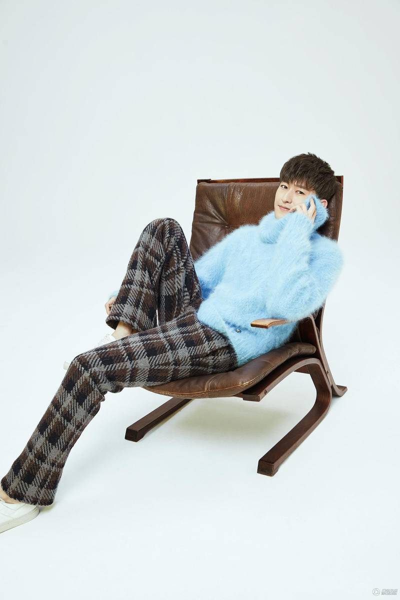 张翰最新写真大片曝光 冬日暖男上线