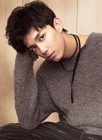 吴磊杂志拍摄写真 完美演绎男神初长成