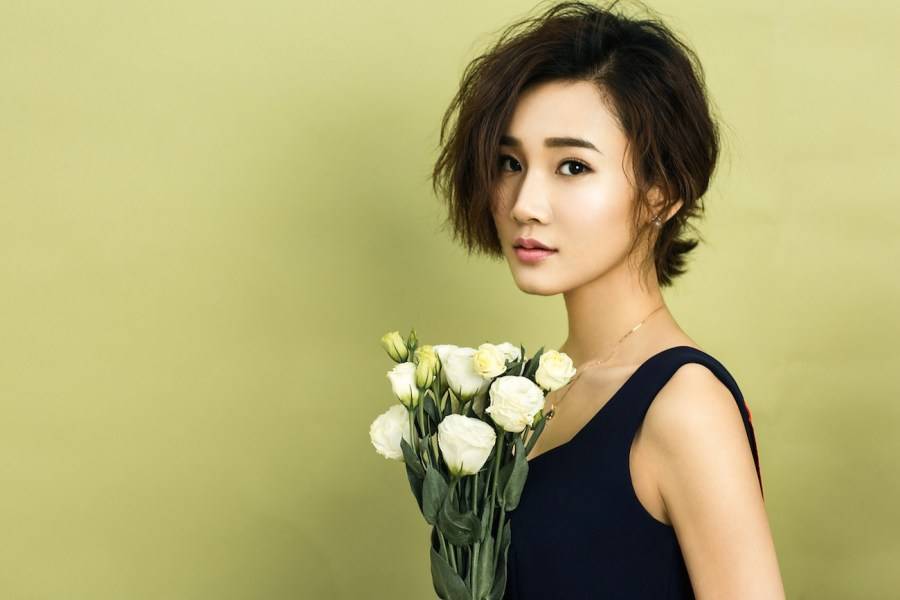 演员常方源写真大片 温暖明媚显恬淡气质