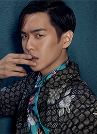 张若昀帅气复古写真大片 另类复古别具风格