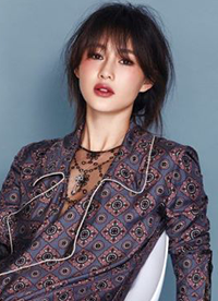 陈燃最新写真曝光 短发亮相帅气十足