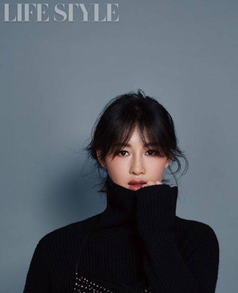 陈燃最新写真曝光 短发亮相帅气十足