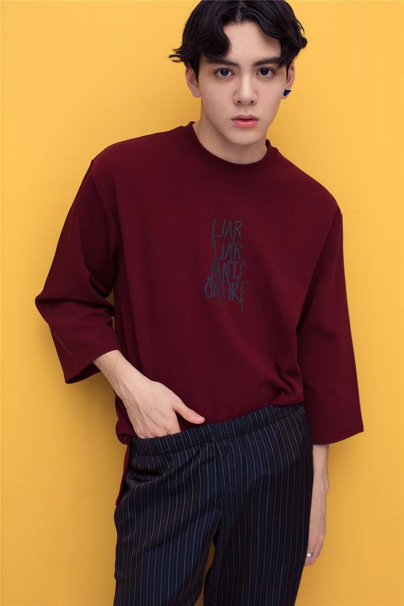 大眼仔曾舜晞最新写真 温暖少年定格青春姿态