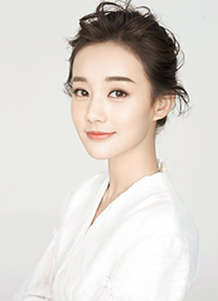 李一桐最新写真图片 甜美清新侧颜迷人