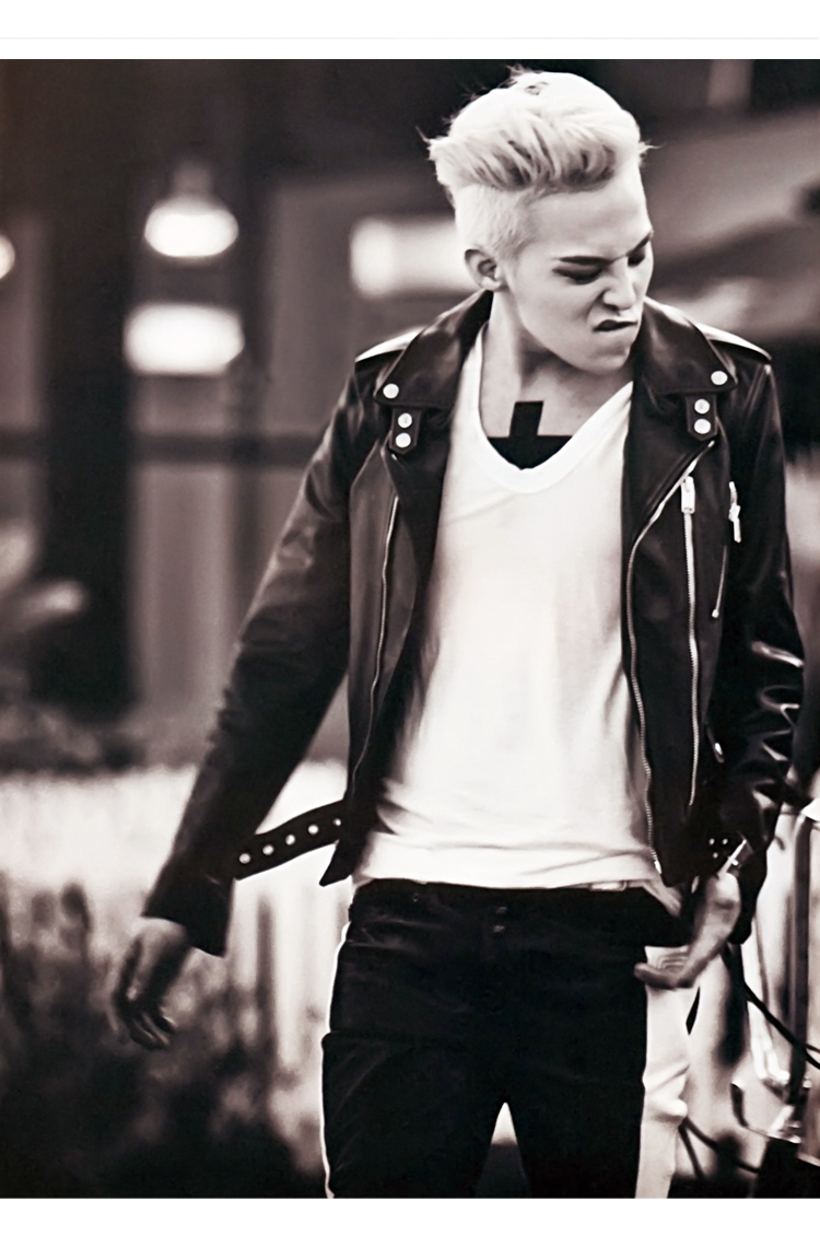 权志龙帅气写真