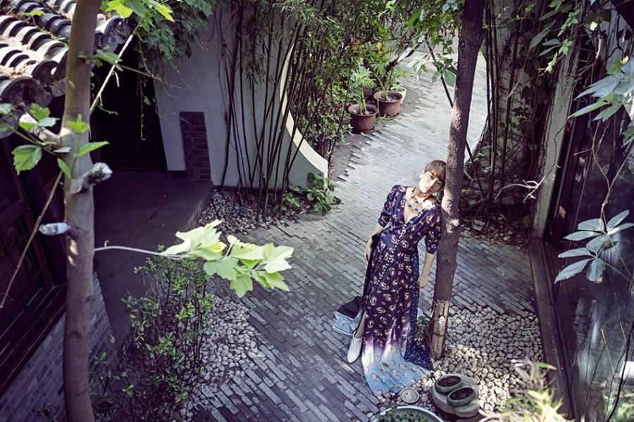 内地演员海清写真照 简约空灵文艺十足