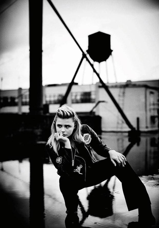 &ldquo;超杀女&rdquo;科洛莫瑞兹时尚大片 上演坏女孩造型