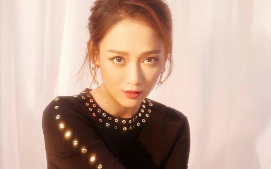 陈乔恩时尚大片曝光 灵动甜美尽显唯美气质