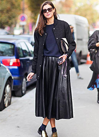 平底鞋怎么搭配?看欧美时尚达人的穿搭方法