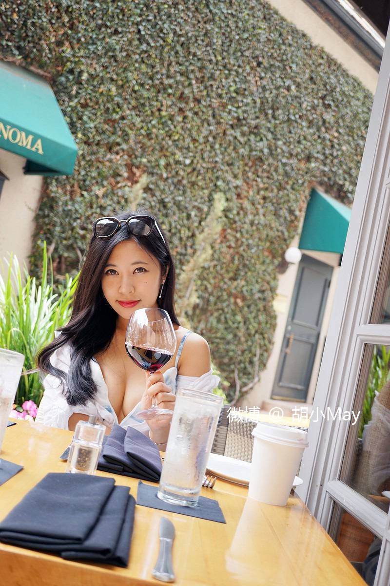 胡小May 吃货也可以性感和美丽