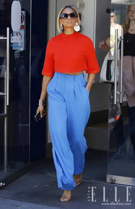 个小也不怕 高腰阔腿裤让你胸以下全是大长腿！