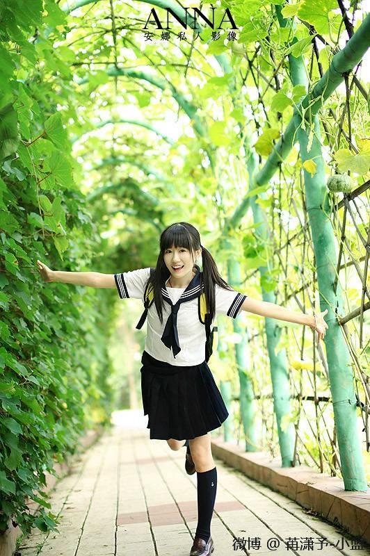 B站舞蹈系元气美少女蓝 来自二次元的治愈系少女