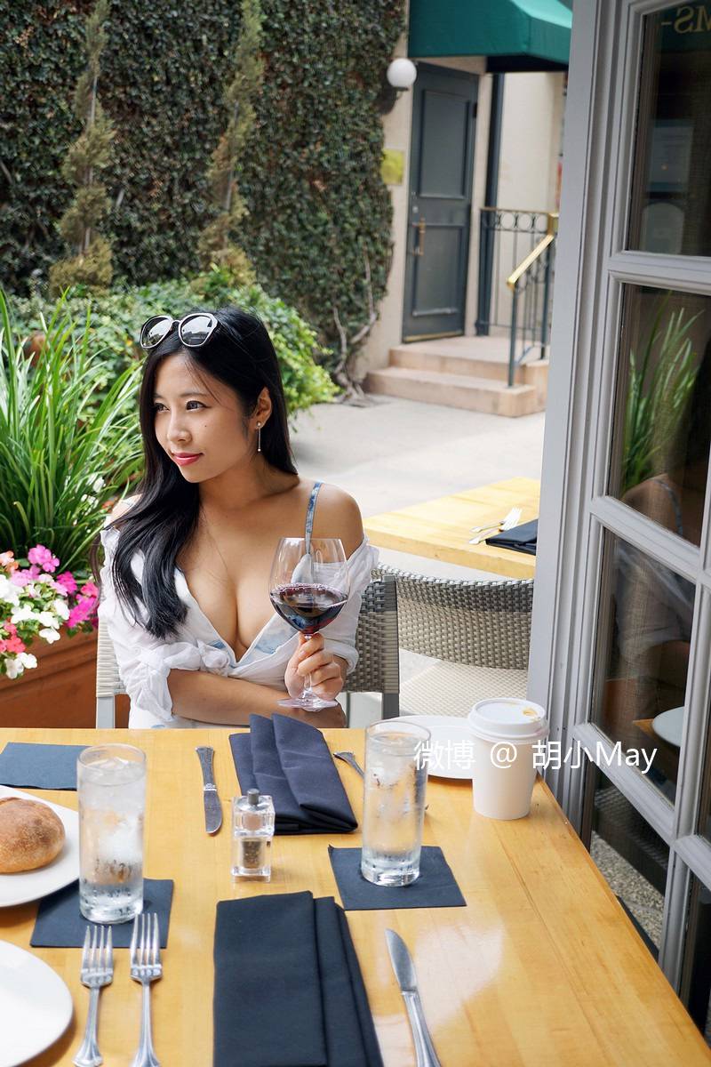 胡小May 吃货也可以性感和美丽