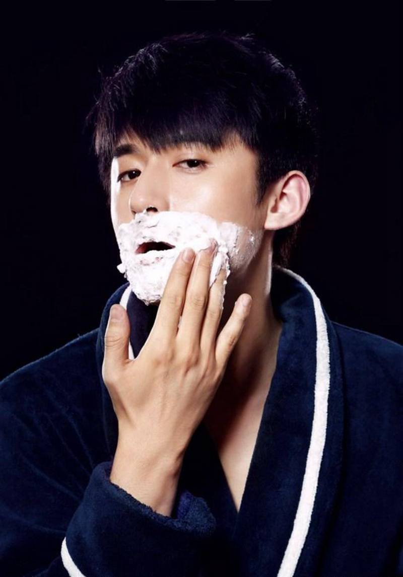 旋风小子高广泽阳光写真曝光 潮范儿十足