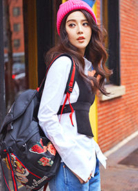 范冰冰早春穿搭街拍 率性自在中性风十足