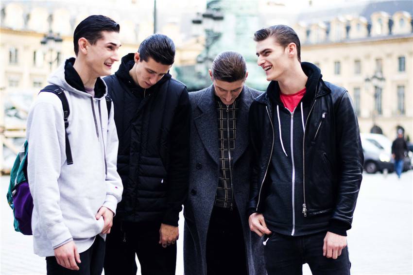 欧美型男街拍 演绎2016最潮时尚搭配