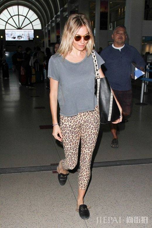 旅行怎么可以不美美哒 学学这些明星的机场街拍