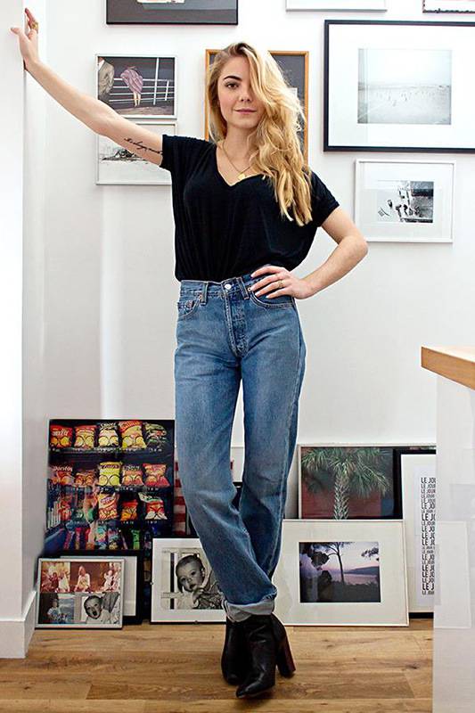 宽松牛仔裤怎么搭配？时尚达人给你不一样的感觉