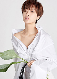 韩星黄正音短发造型摄影写真 时尚独特魅力十足