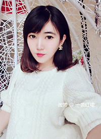 听一袭红裙边打游戏边跟你掰扯情感法律知识