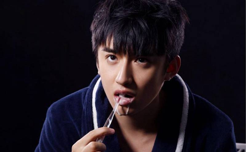 旋风小子高广泽阳光写真曝光 潮范儿十足