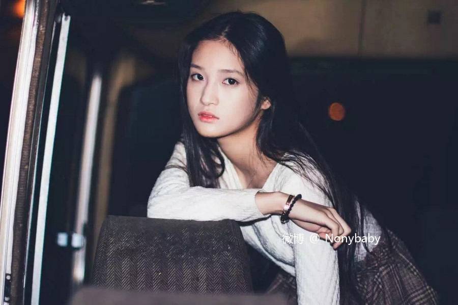 秒杀黄灿灿的校园女神Nonybaby 宅男们收好不谢