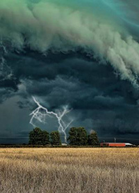 大自然龙卷风桌面壁纸